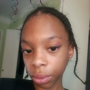 Meet your Posher, Sylvia